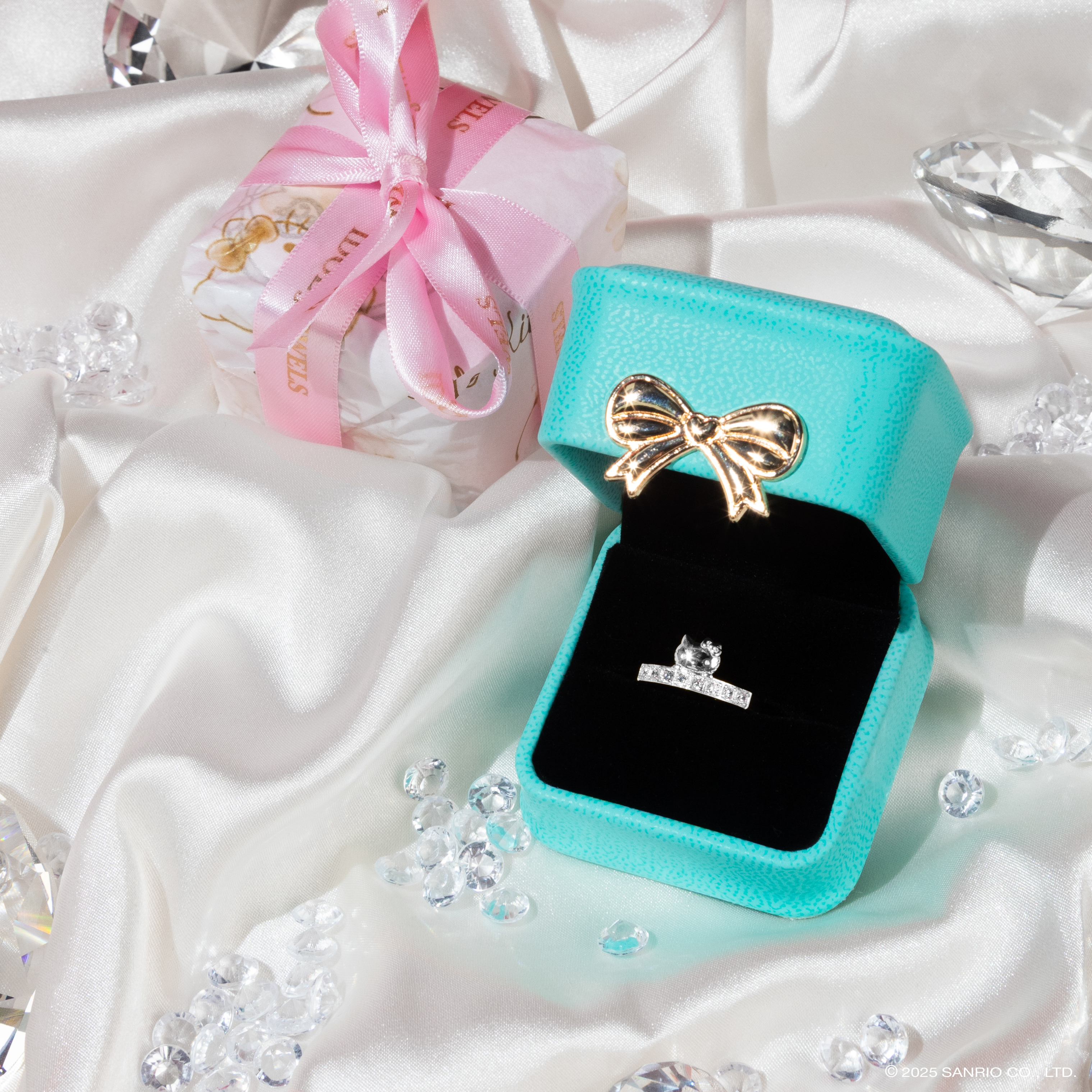 Anillo Eternal Love | Plata con Baño de Oro Blanco 18k | Hello Kitty