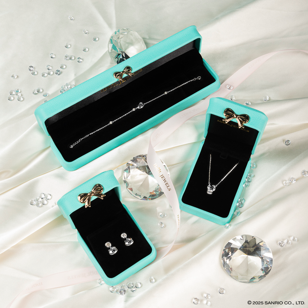 Colección Joyería Fina de Plata Baño de Oro Blanco 18K | Hello Kitty Diamonds