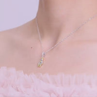 Idol Beauty Charm Colgante Abuela | Plata con Baño de Oro de 18k  | Mi Familia